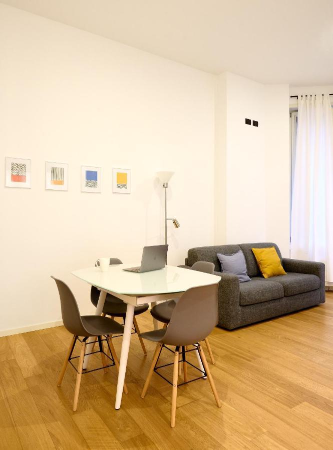 Relstay - S. Ambrogio - Charming And Modern 1Br ミラノ エクステリア 写真